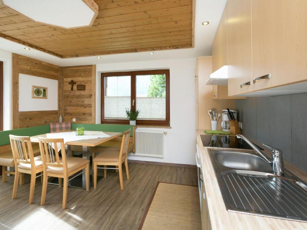 Appartement Haus Helene Prantl à Längenfeld Extérieur photo